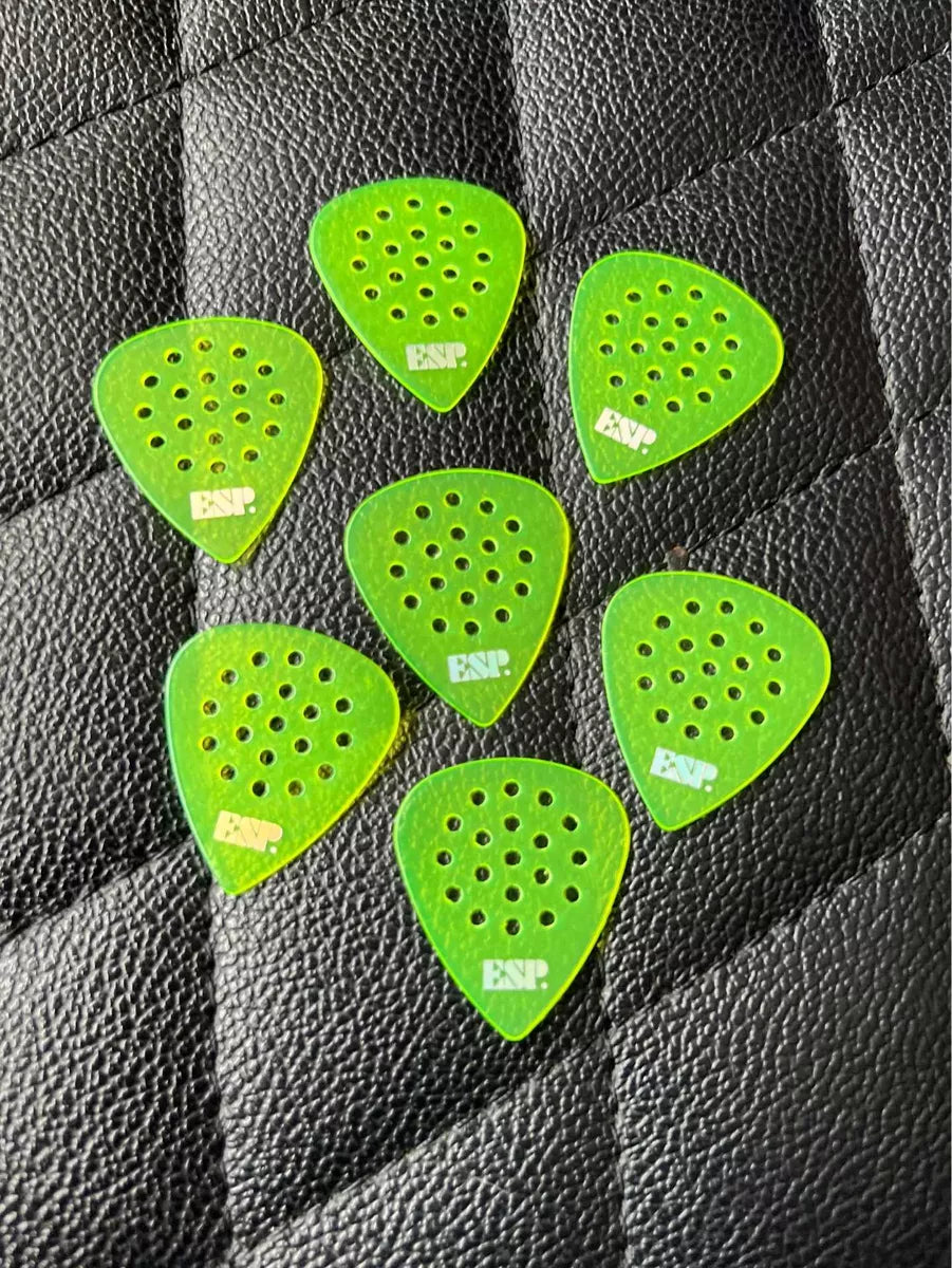 Cuerdas-de-guitarra-ernieball-elixir-blacksmith-